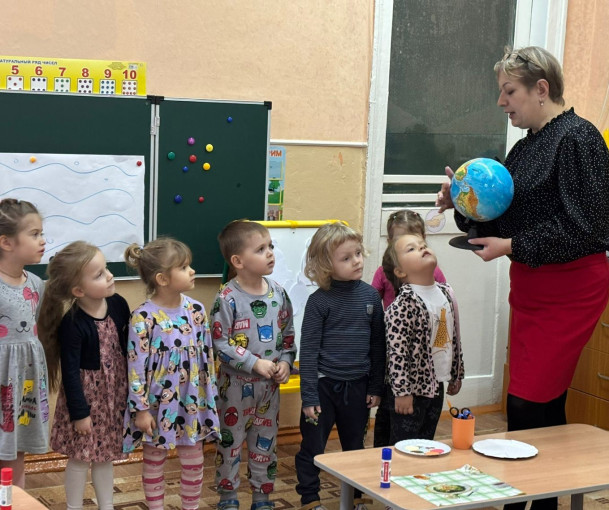 «Наставничество в ДОУ» 🎓✍🤝💡 «Наставничество в ДОУ» 🎓✍🤝💡.